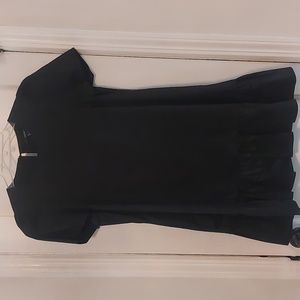 Forever 21 size small   black mini with pockets and short sleeves